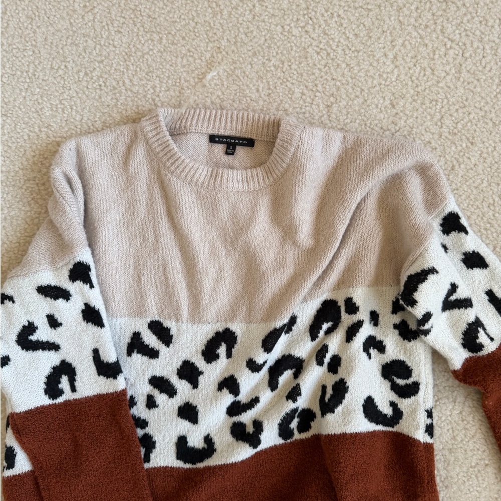 Staccato Cream, White & Brown Leopard Block Crew Sweater
